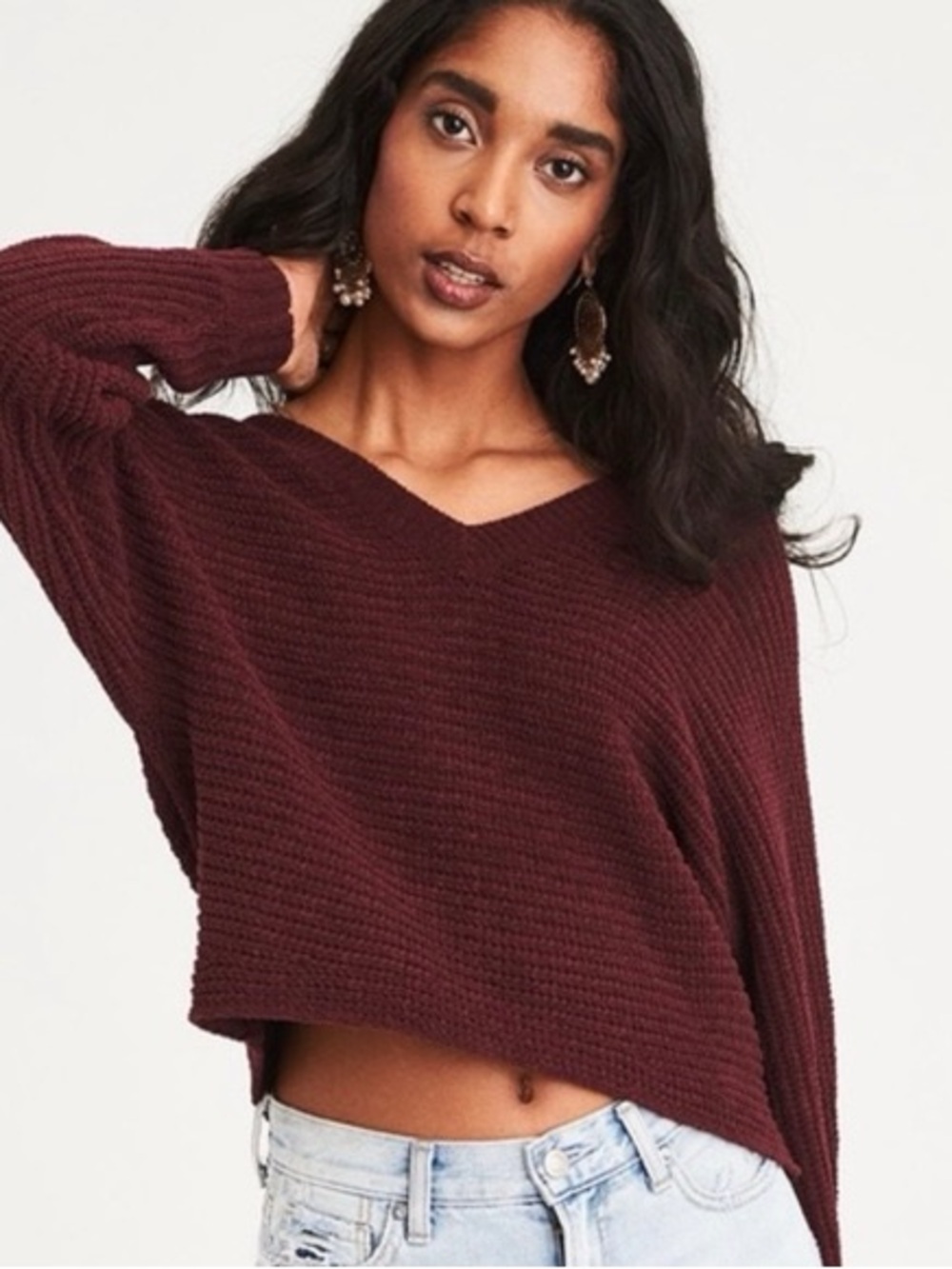 American Eagle Outfitters V-Neck Cropped Sweater - Burgundy